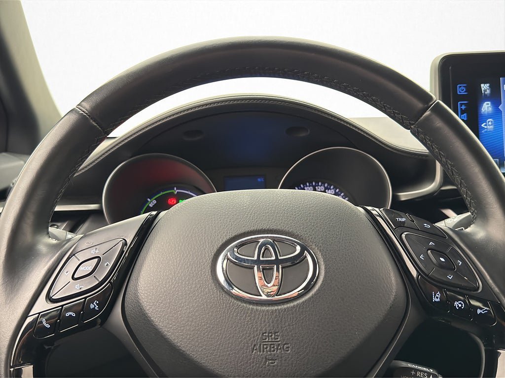 Vehicle Image 18