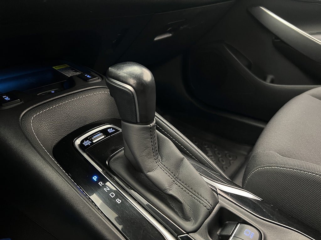Vehicle Image 21