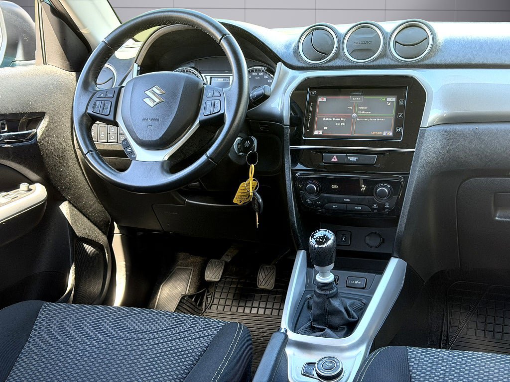 Vehicle Image 14