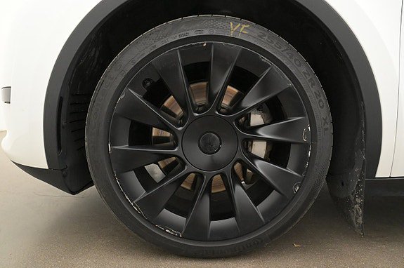 Vehicle Image 27