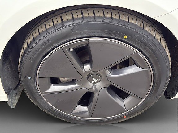 Vehicle Image 33