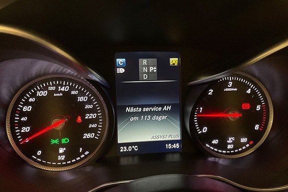 Vehicle Image 24