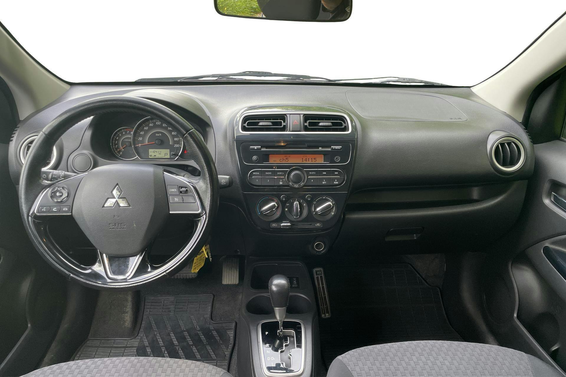 Vehicle Image 6