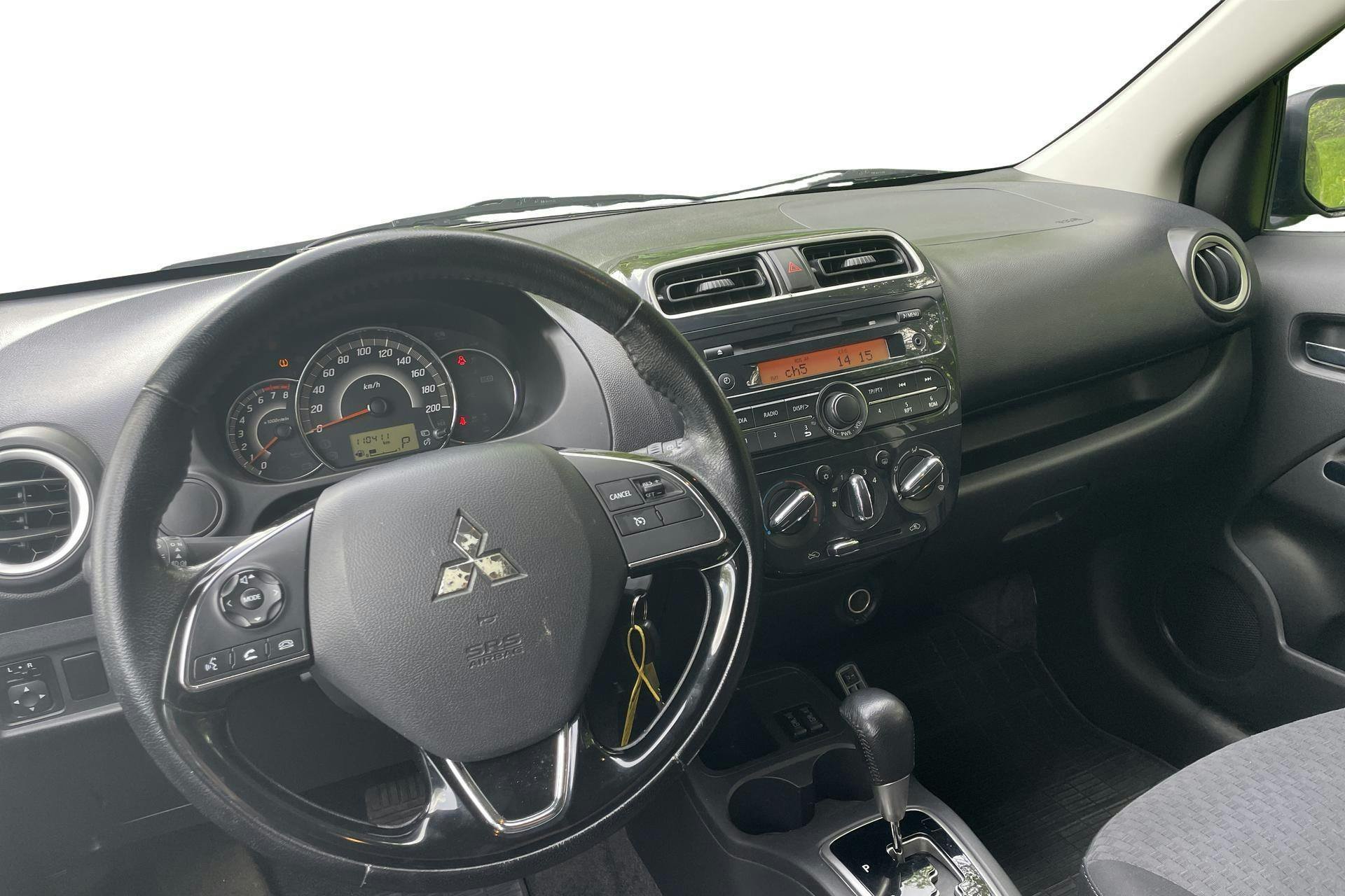 Vehicle Image 11