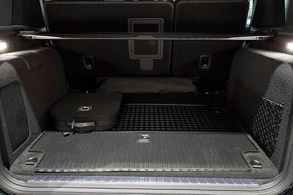 Vehicle Image 32