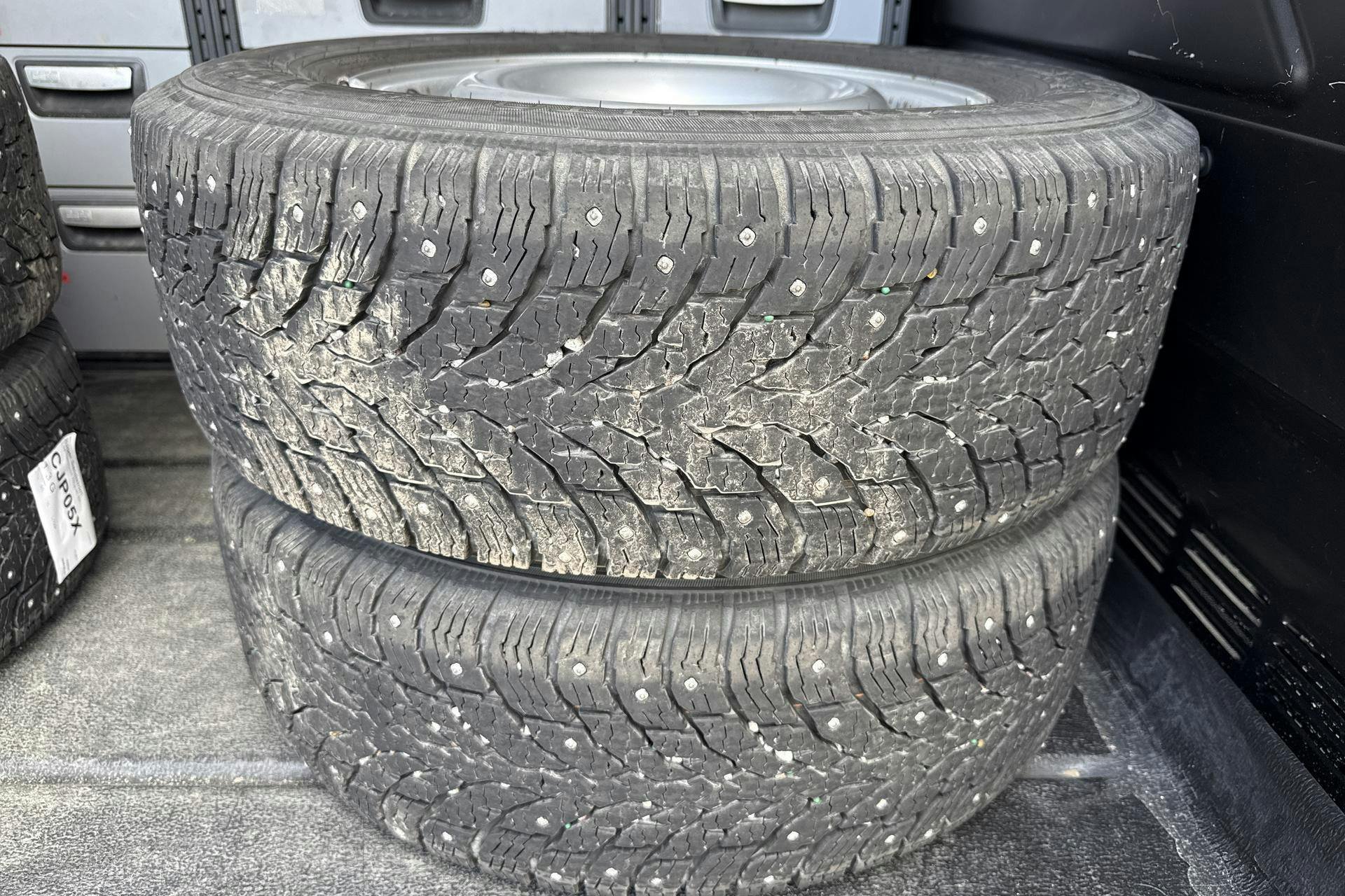 Vehicle Image 12