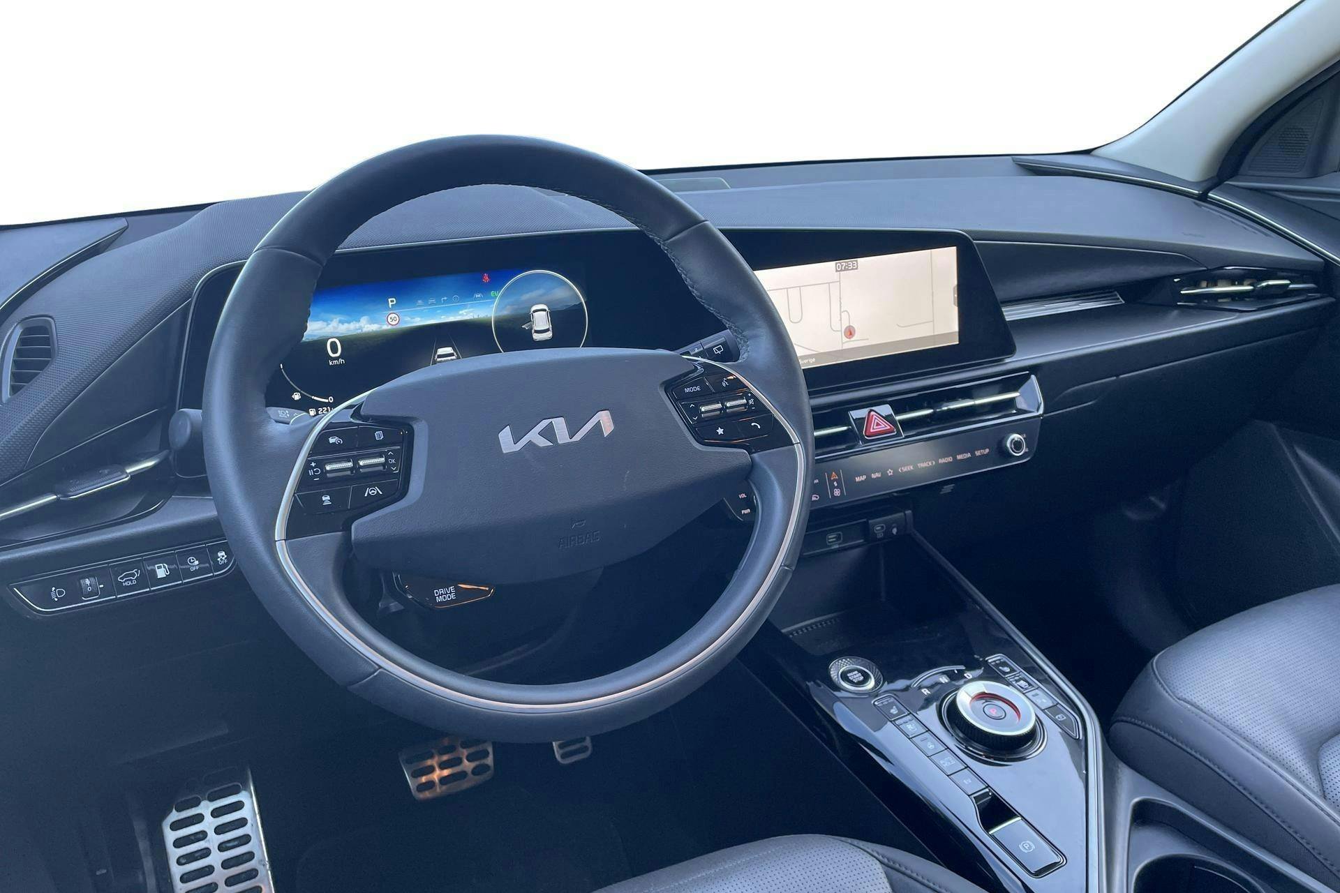 Vehicle Image 17