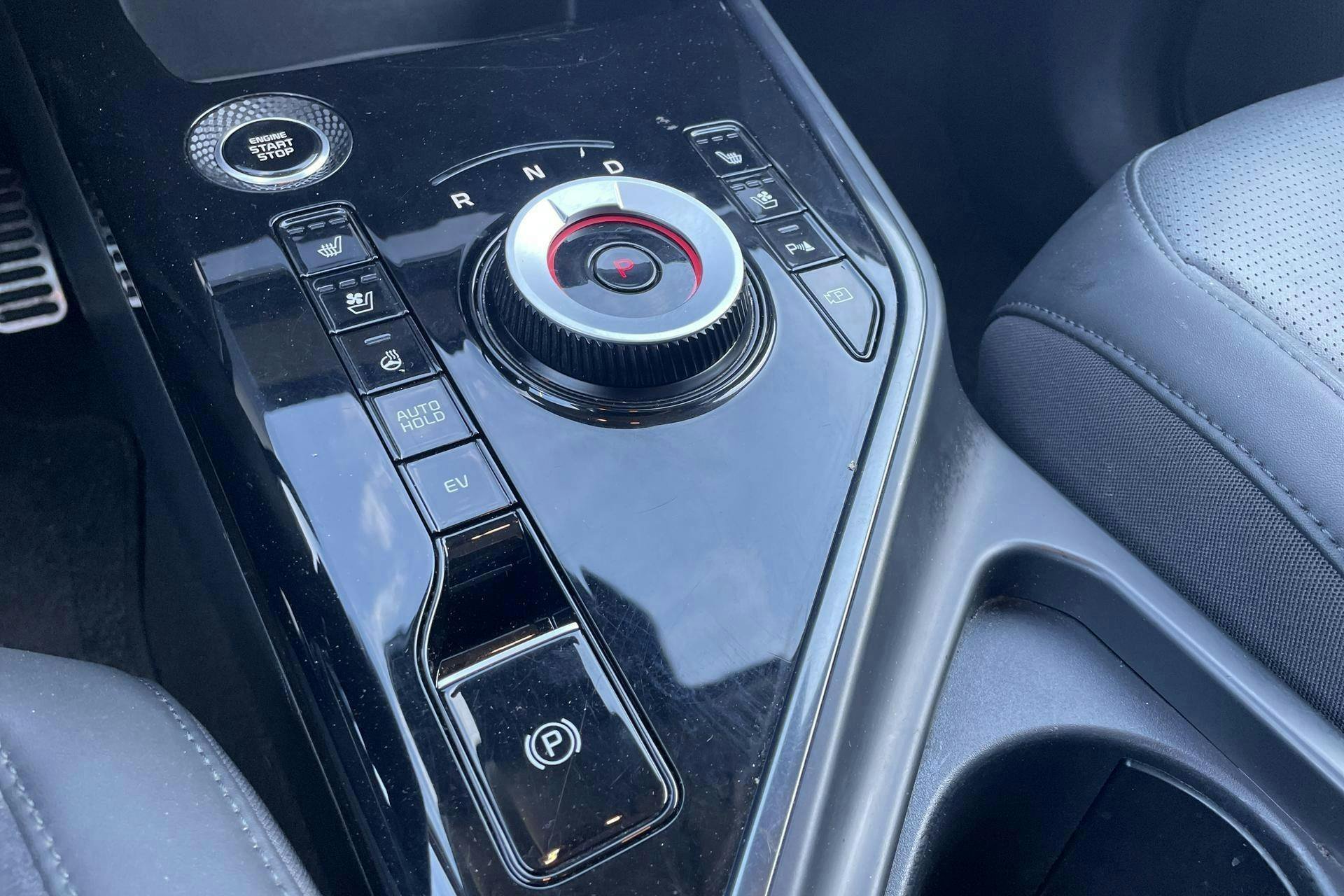 Vehicle Image 18
