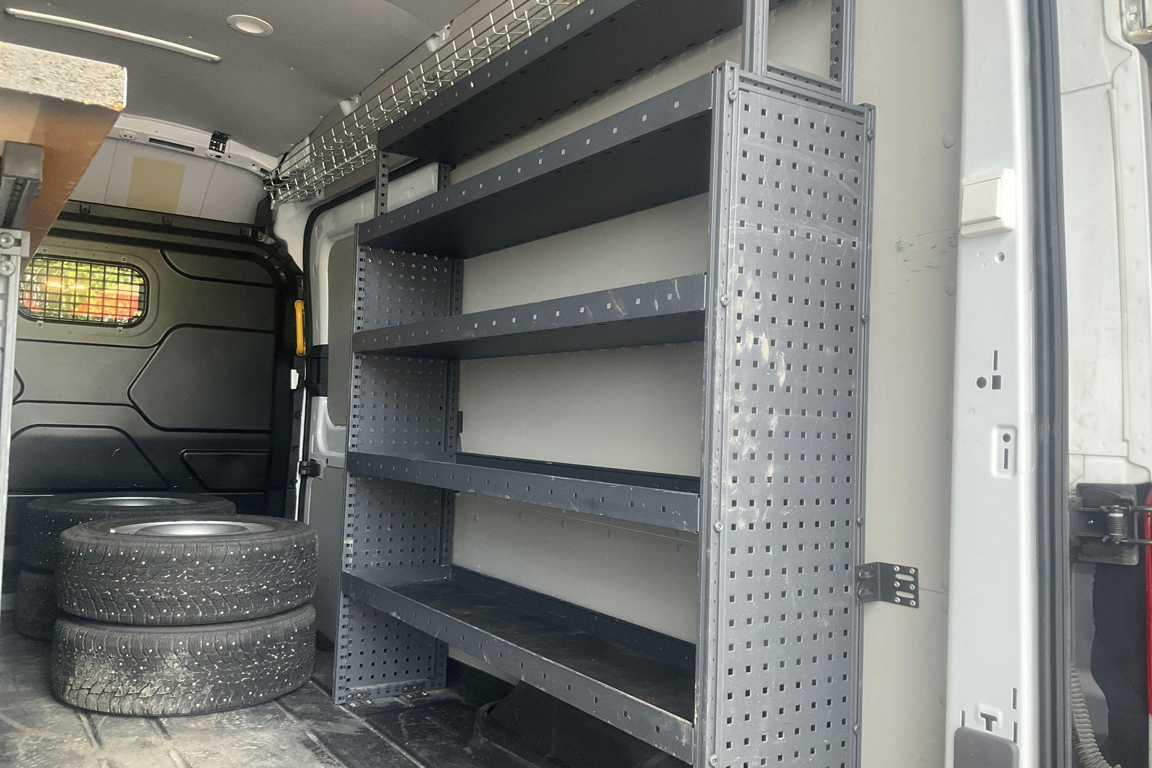 Vehicle Image 14