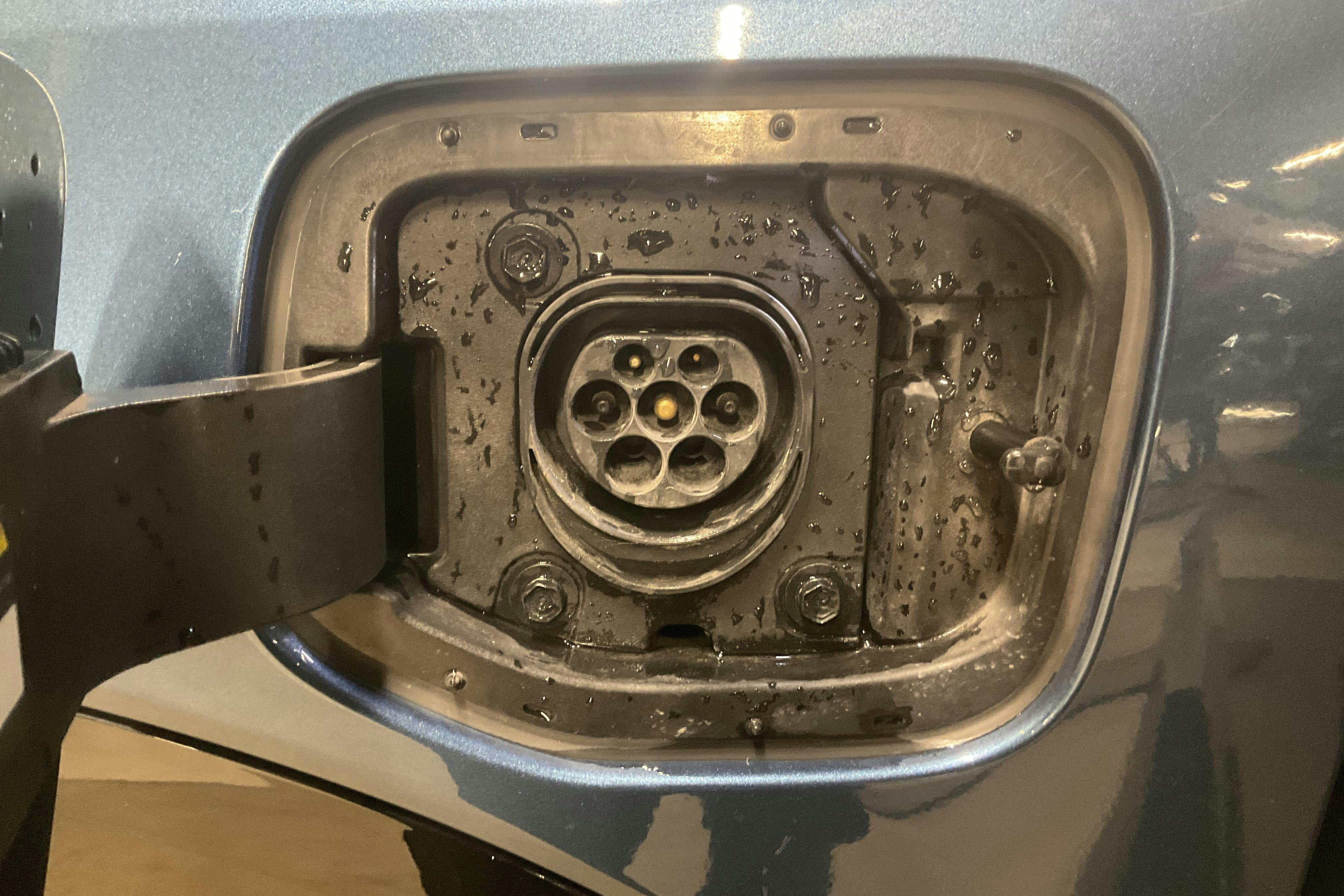 Vehicle Image 21