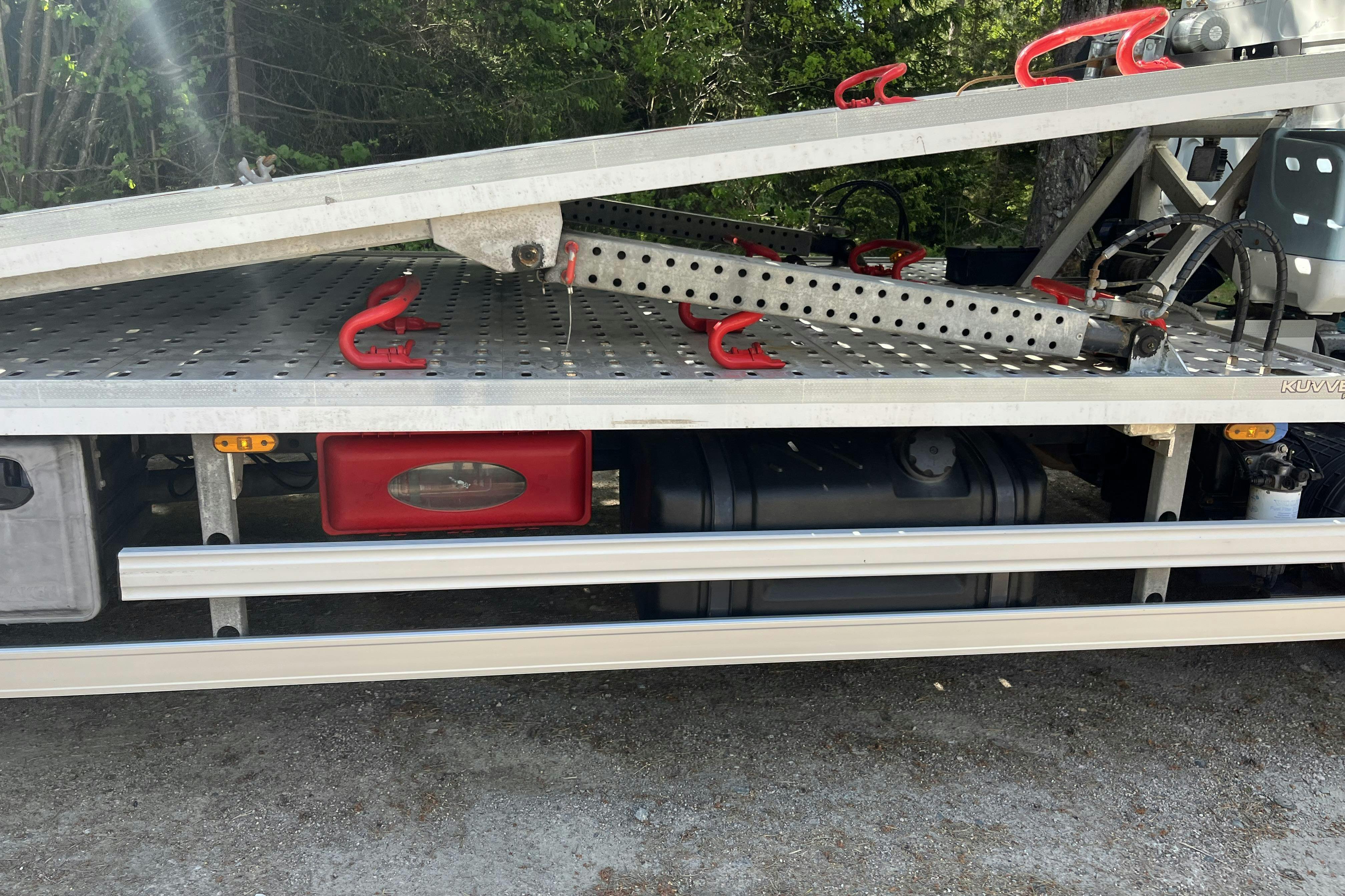 Vehicle Image 22