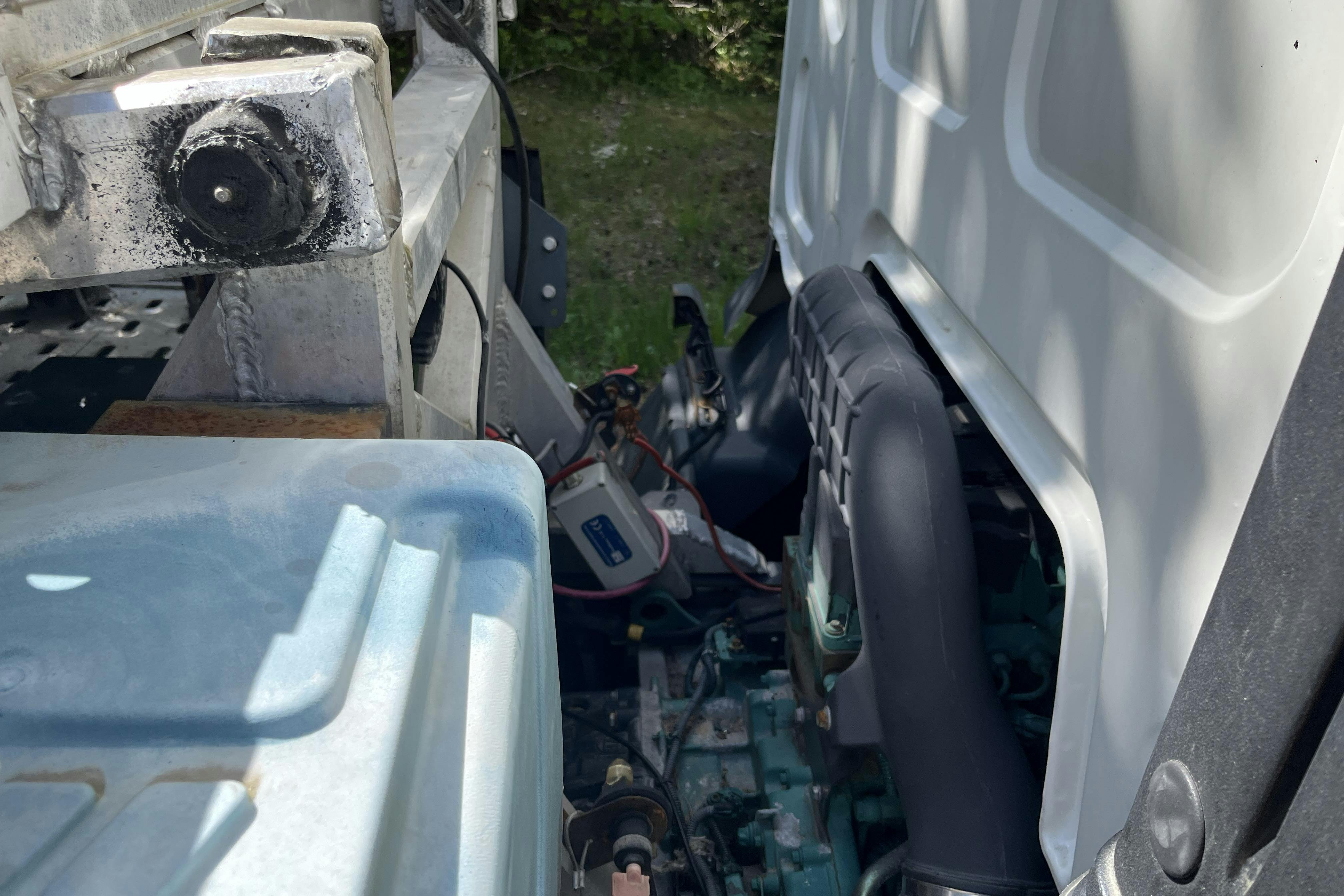 Vehicle Image 32