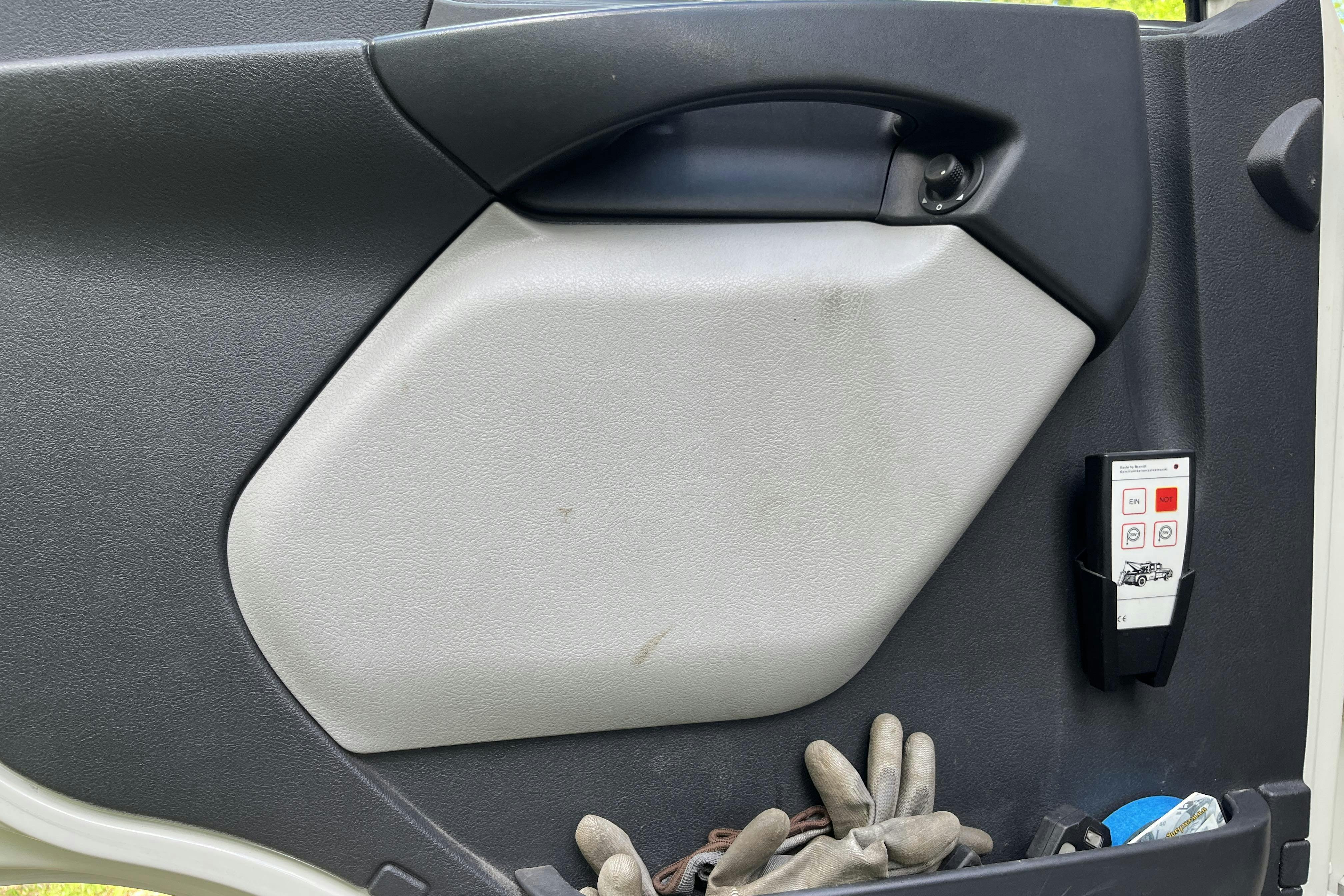 Vehicle Image 50