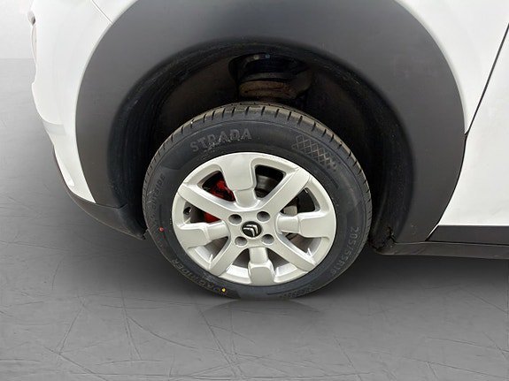 Vehicle Image 26