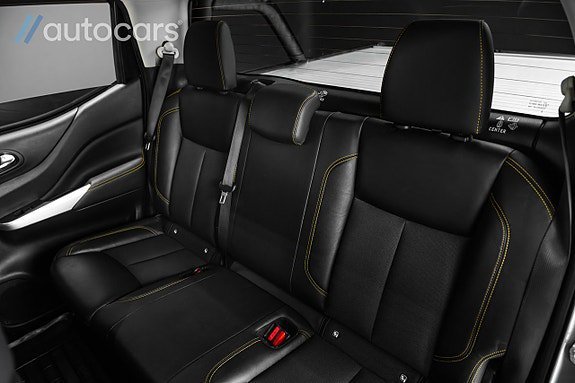 Vehicle Image 33