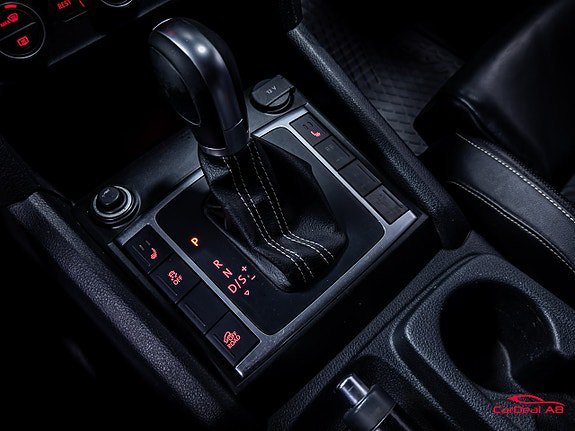 Vehicle Image 26
