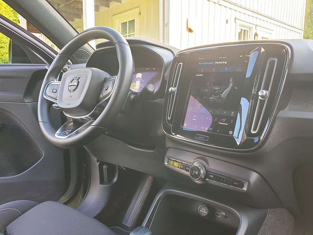 Vehicle Image 33