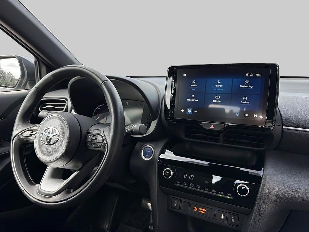 Vehicle Image 7