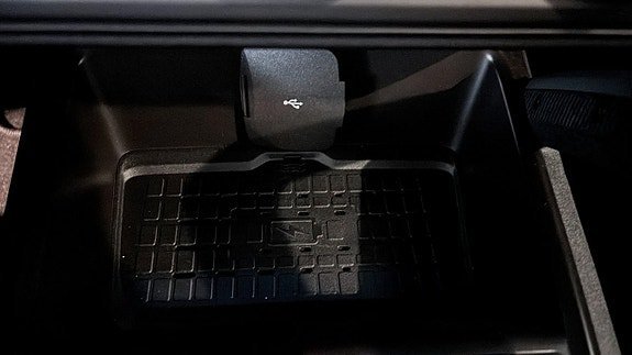 Vehicle Image 14