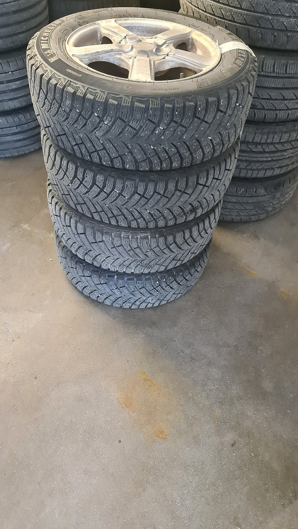 Vehicle Image 13