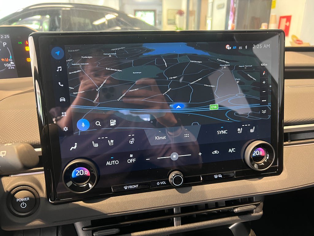 Vehicle Image 10
