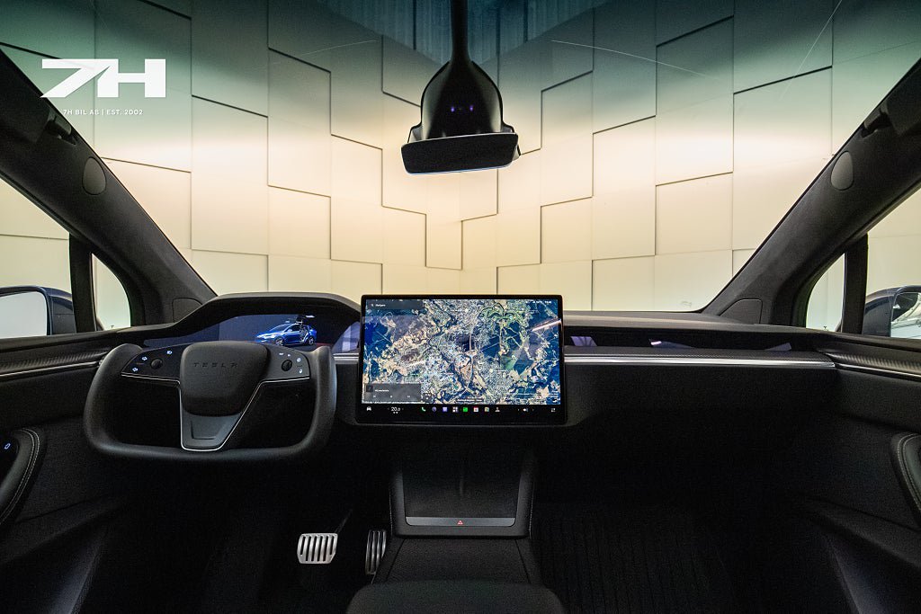 Vehicle Image 12