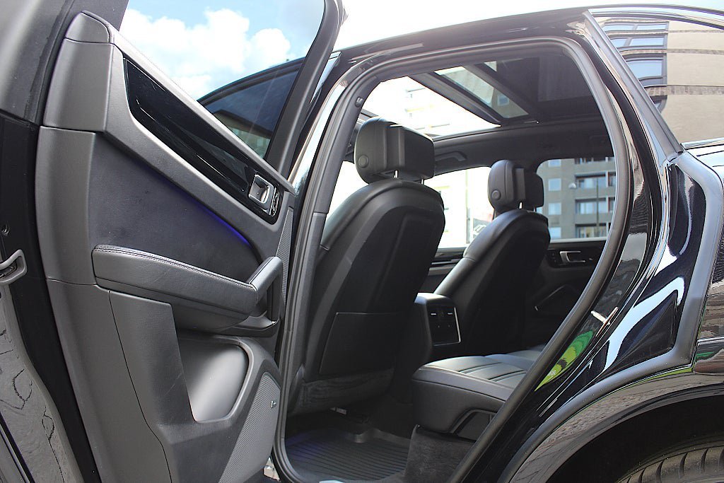 Vehicle Image 21