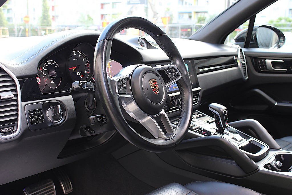 Vehicle Image 23
