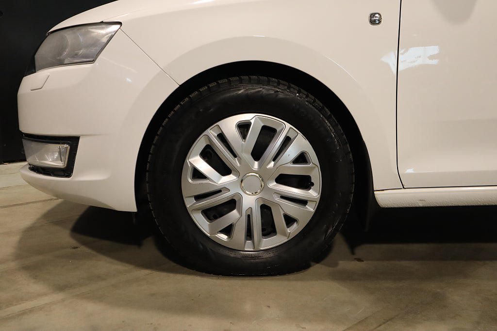 Vehicle Image 21