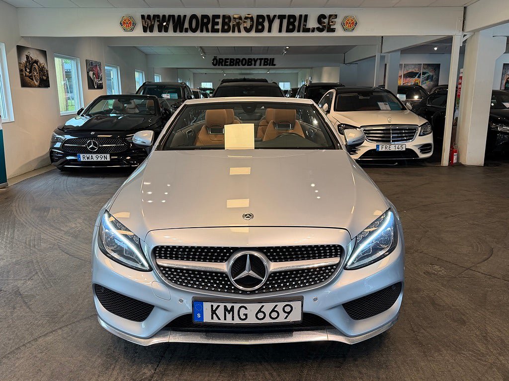 Vehicle Image 28