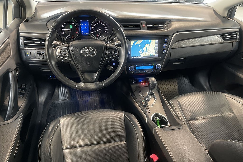 Vehicle Image 12
