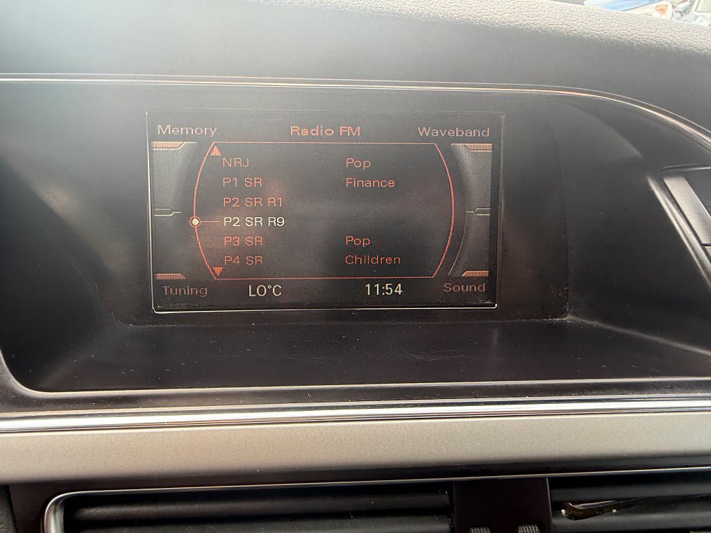Vehicle Image 14