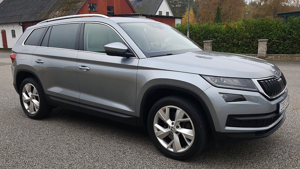 Vehicle Image 6