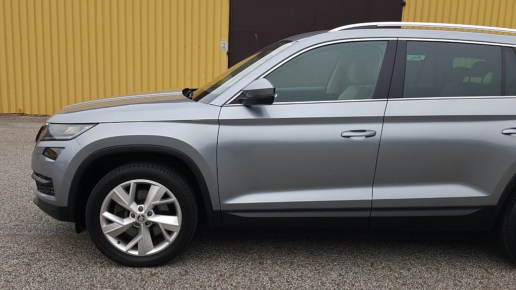 Vehicle Image 25
