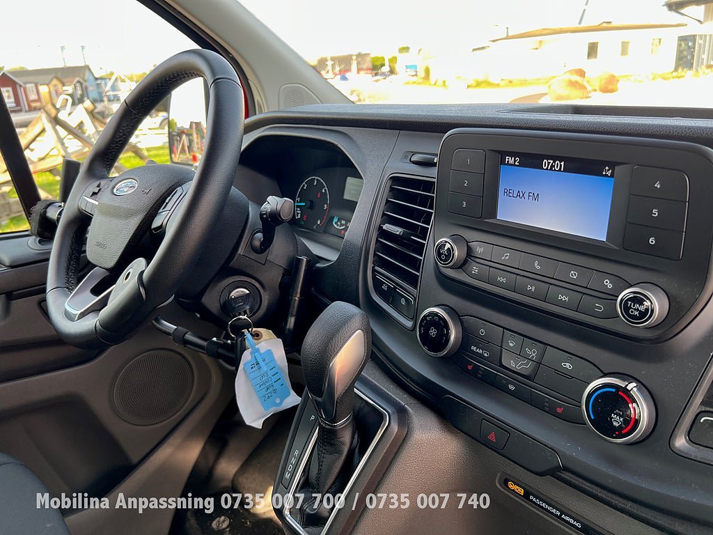 Vehicle Image 15