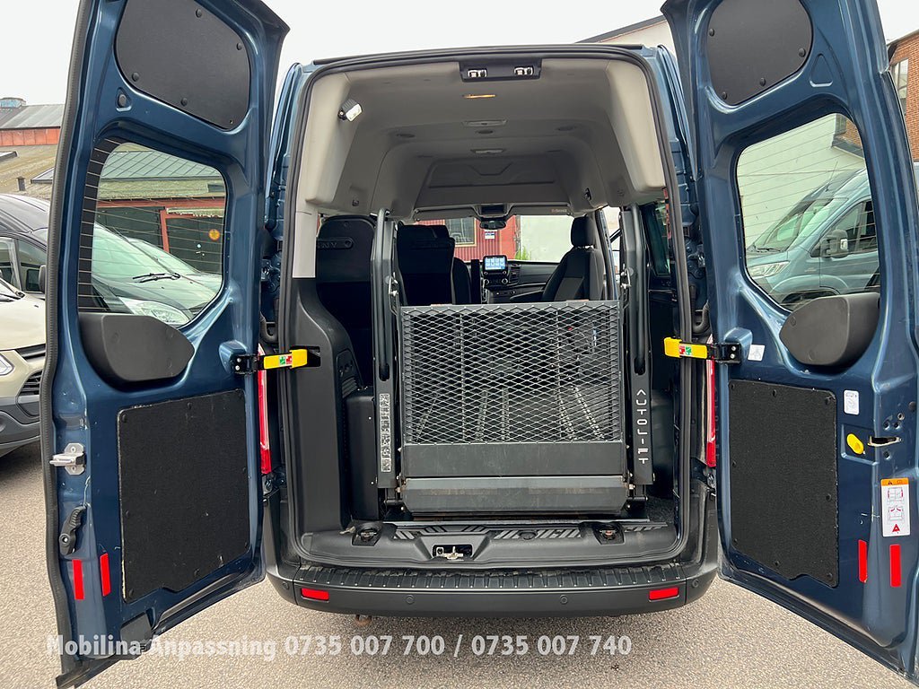 Vehicle Image 19