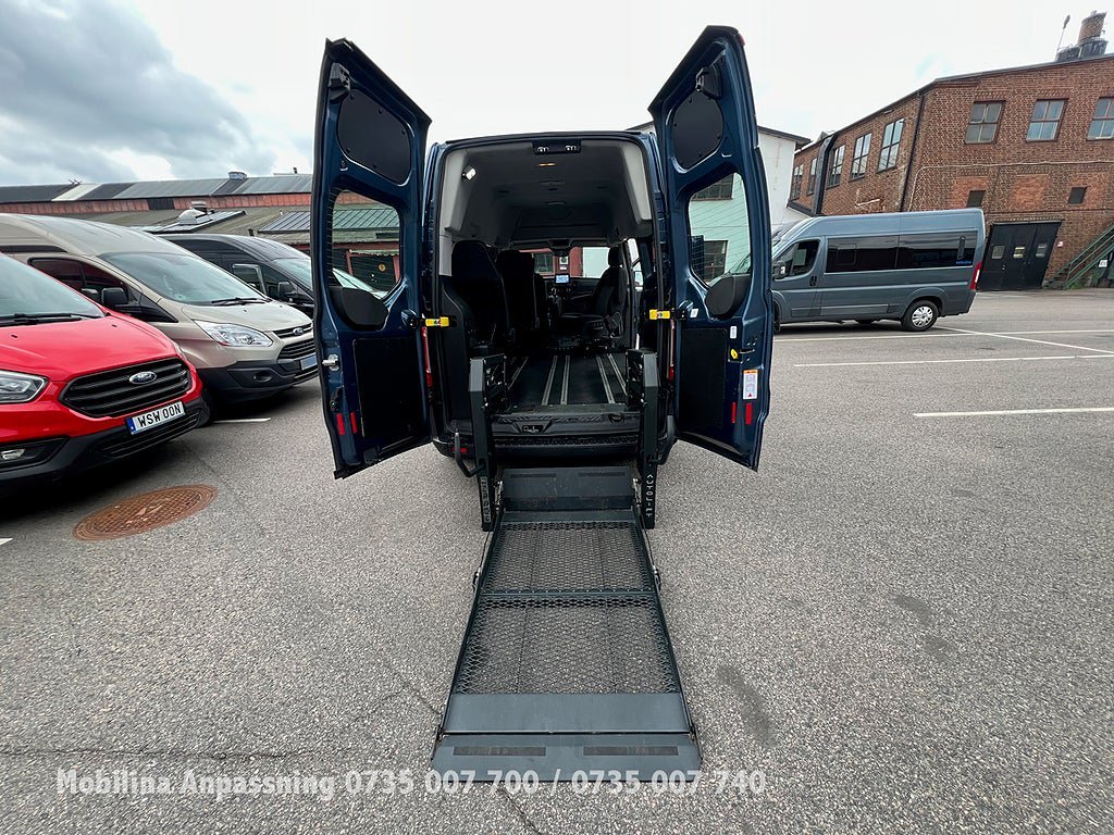 Vehicle Image 22