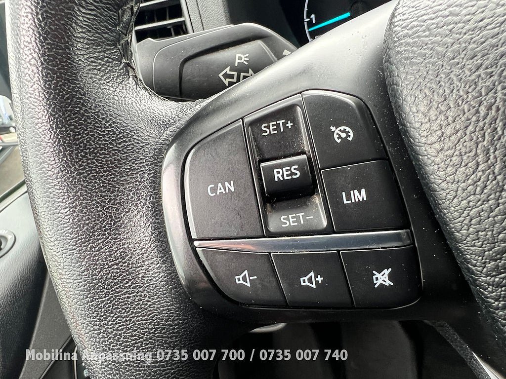 Vehicle Image 28
