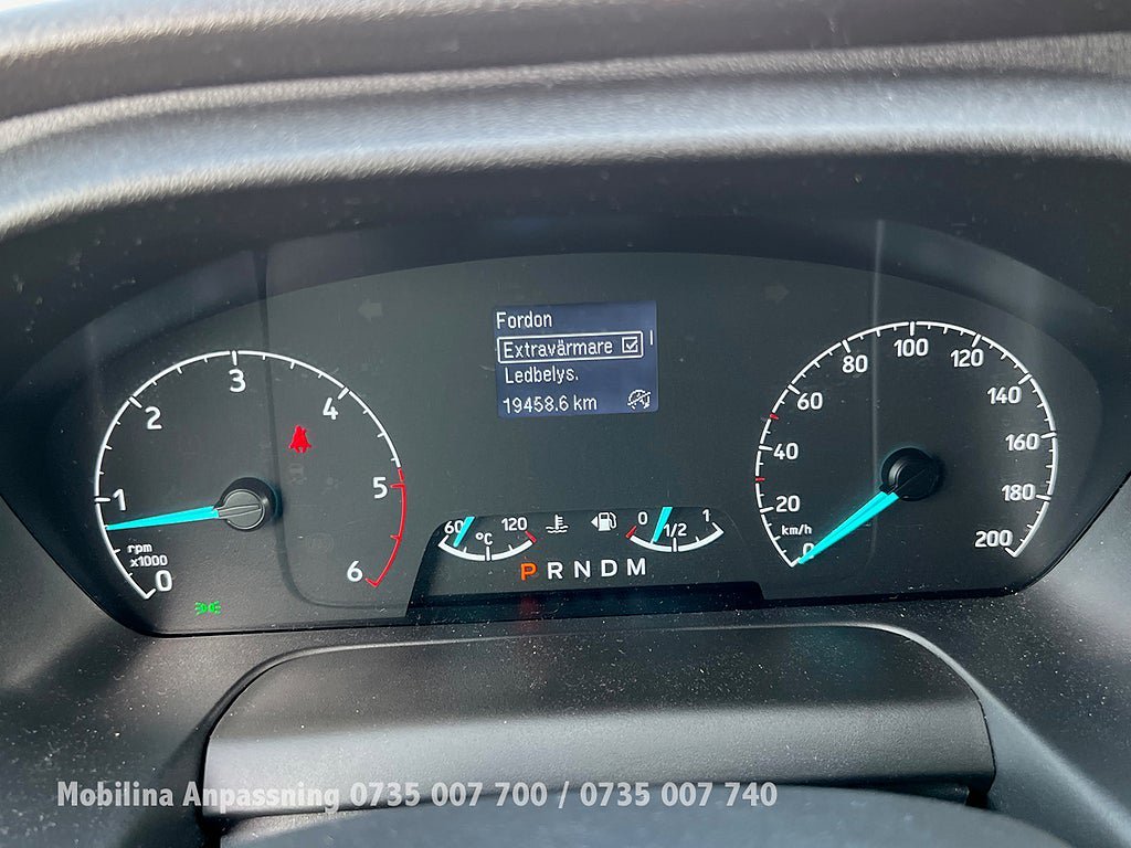 Vehicle Image 32
