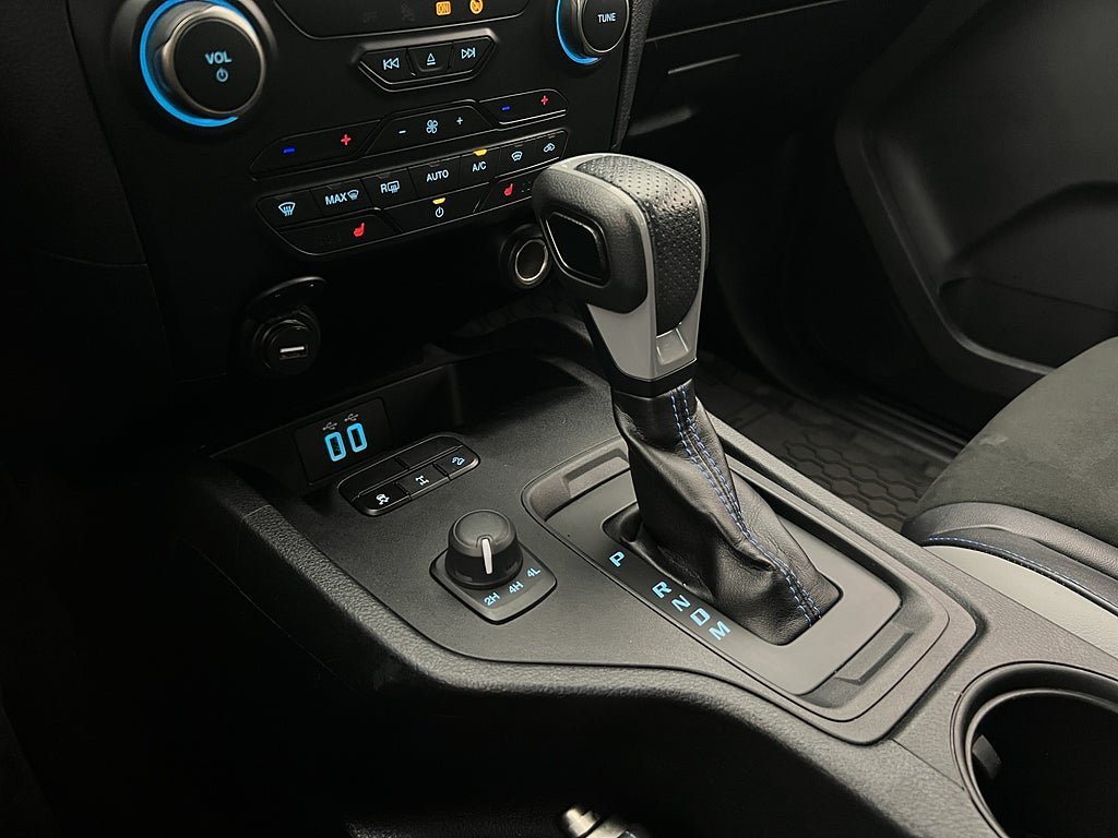 Vehicle Image 27