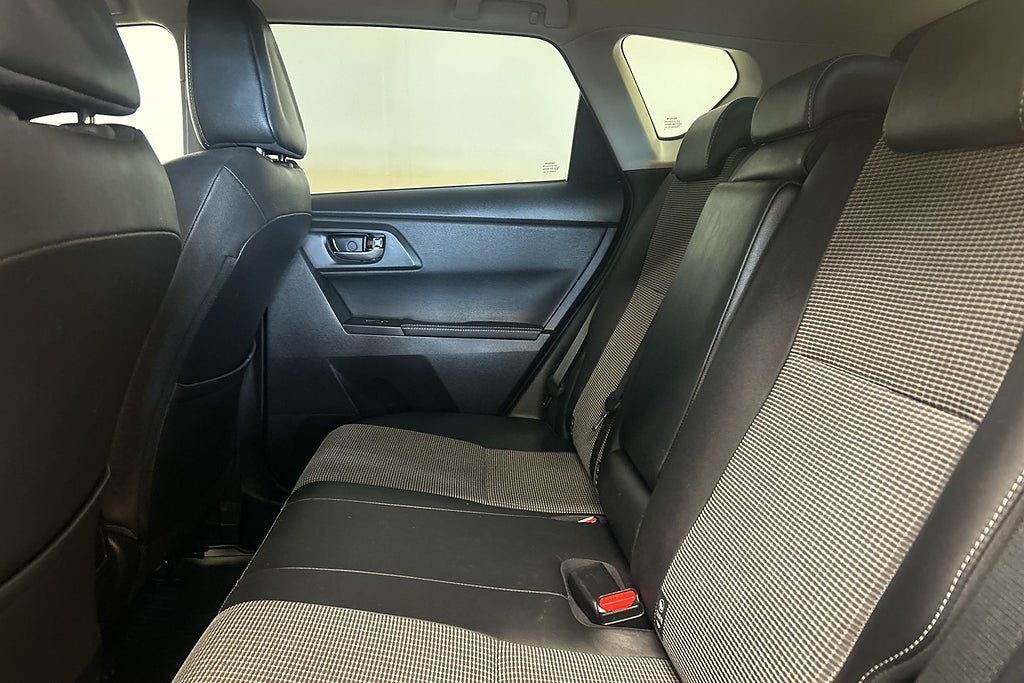 Vehicle Image 19