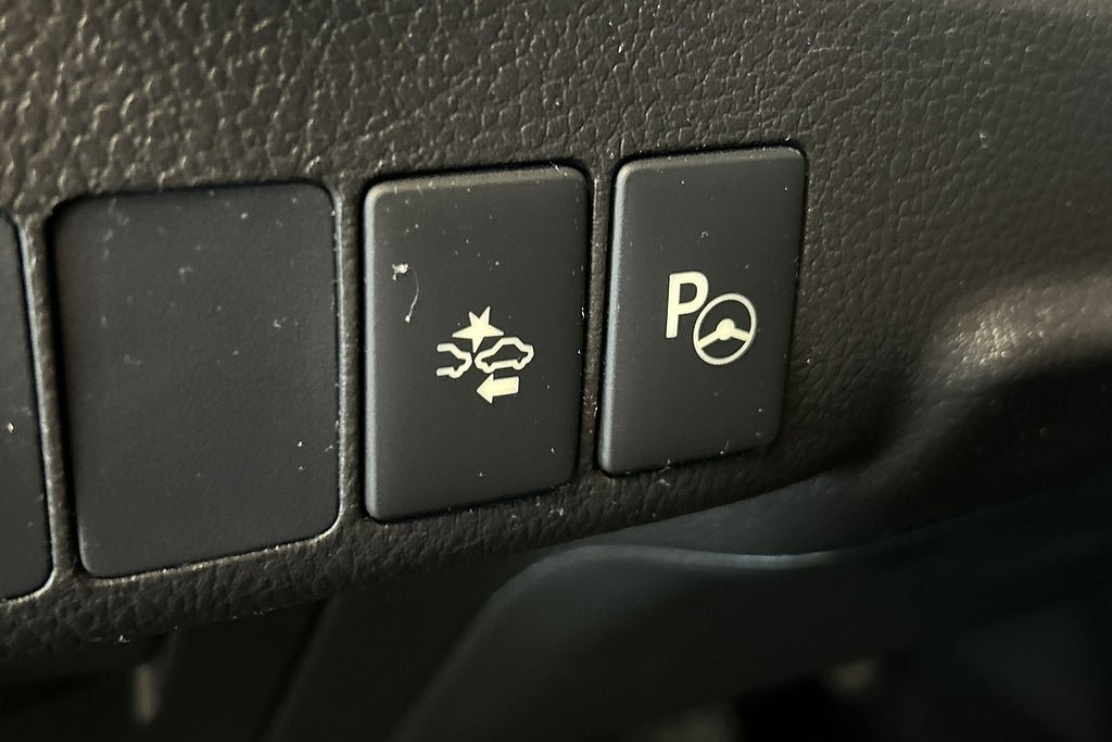 Vehicle Image 26