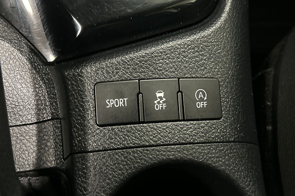 Vehicle Image 28
