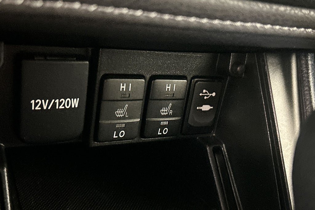 Vehicle Image 29
