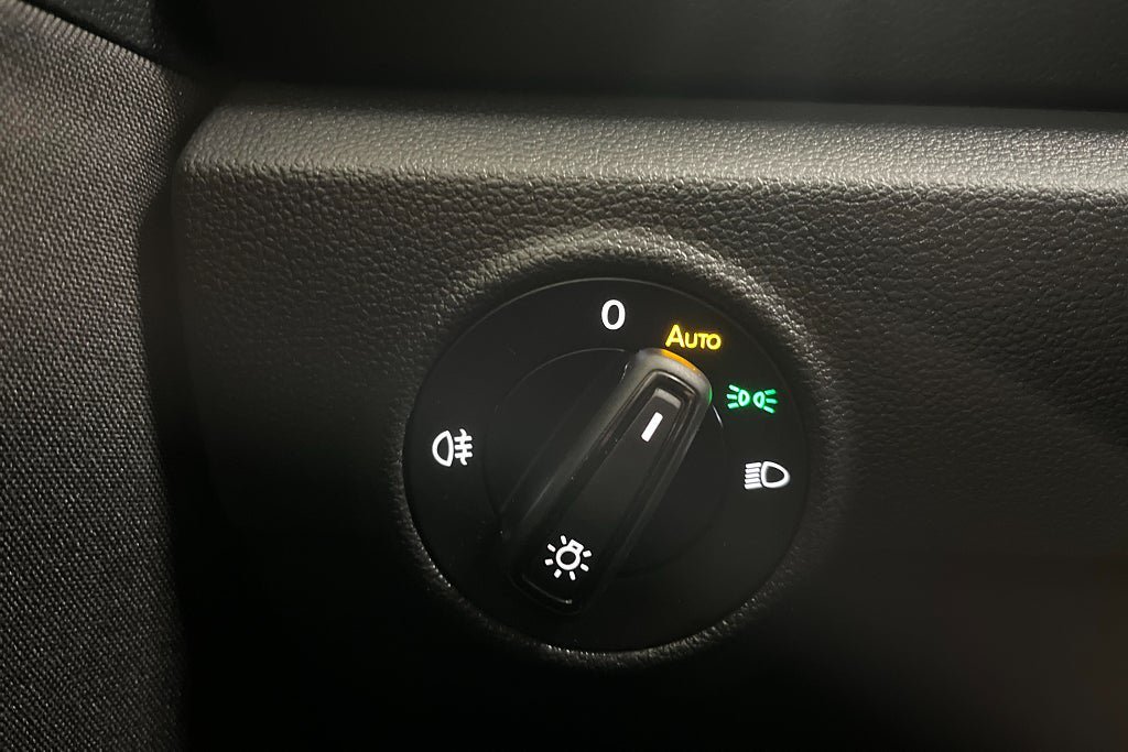 Vehicle Image 27