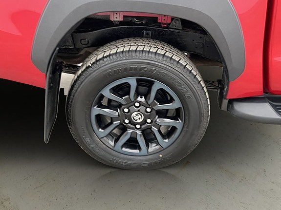Vehicle Image 35