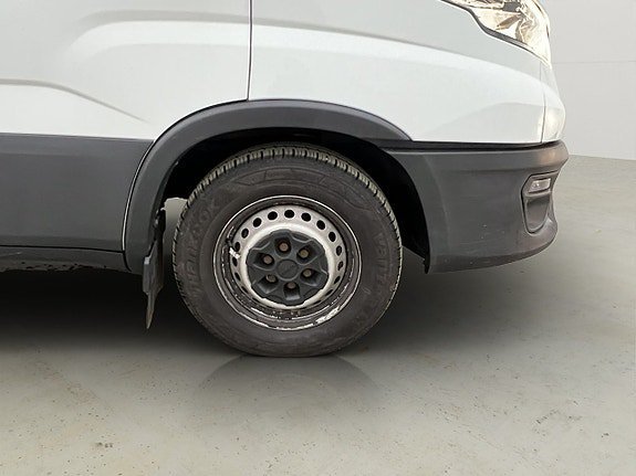 Vehicle Image 27