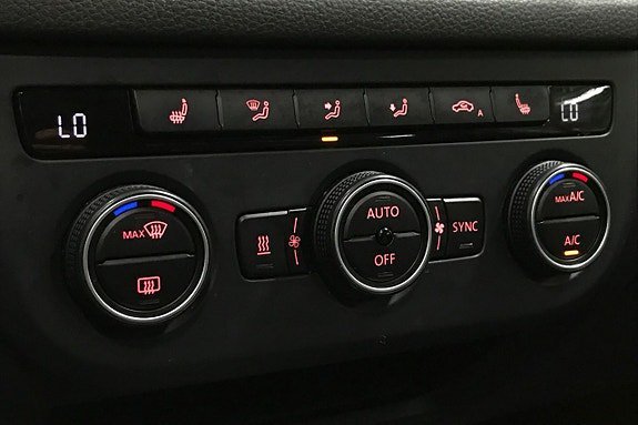 Vehicle Image 27