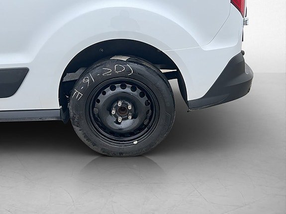 Vehicle Image 26