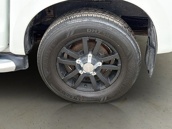 Vehicle Image 27
